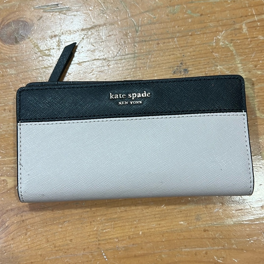 Kate spade wallet